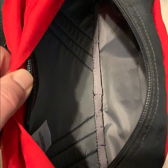 The North Face Roo FannyPack/Waist Bag - Picture 4 of 8